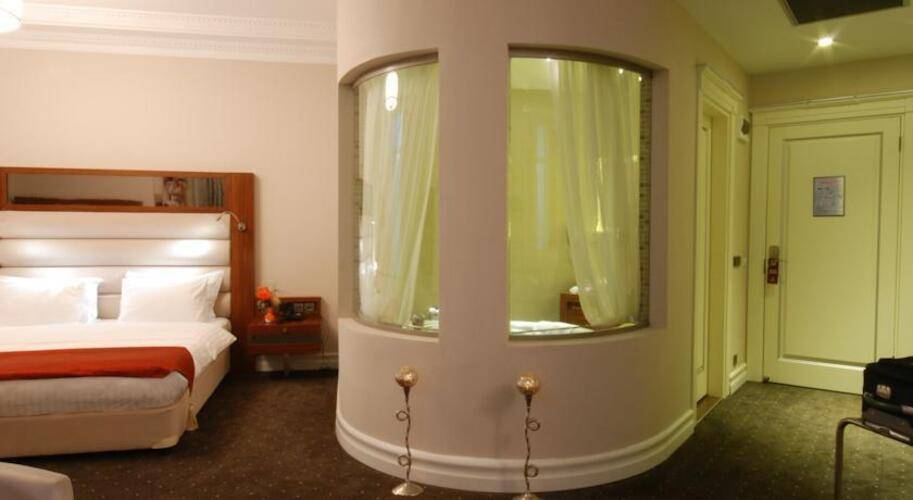 World Palace Hotel