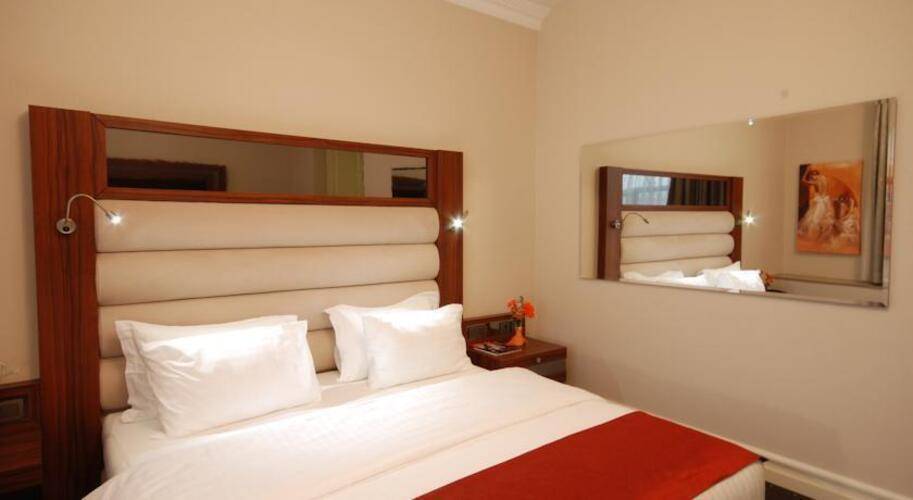 World Palace Hotel