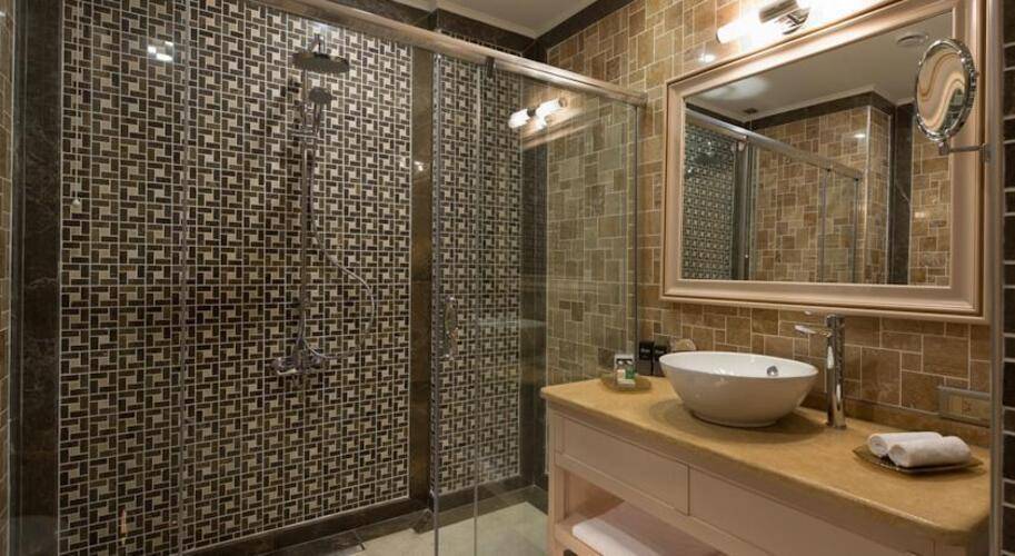 Divan Suites Batumi Hotel