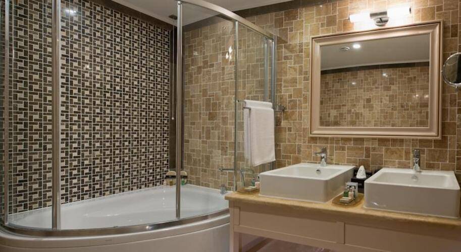 Divan Suites Batumi Hotel