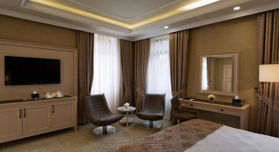 Divan Suites Batumi Hotel