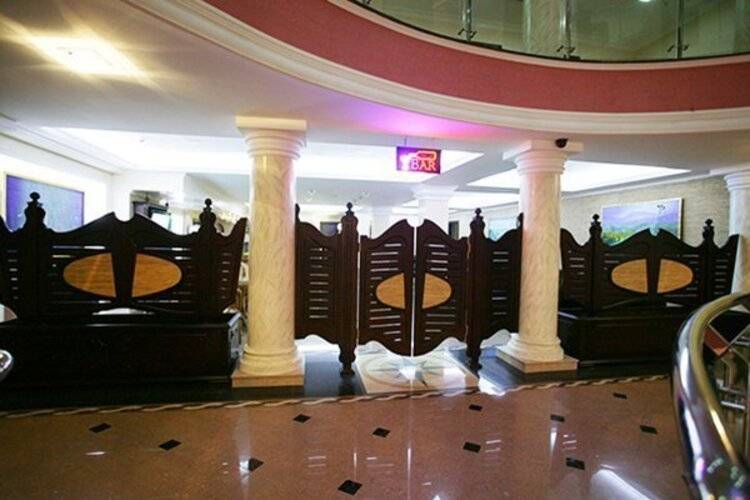 Era Palace Hotel