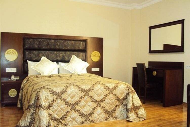 Era Palace Hotel