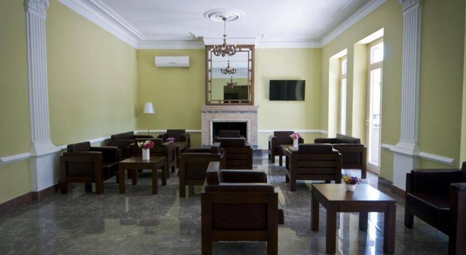 O. Galogre Hotel