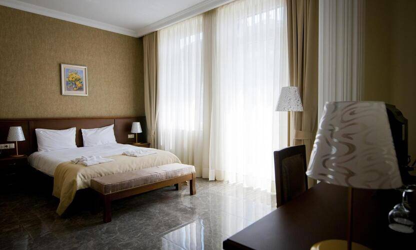 O. Galogre Hotel