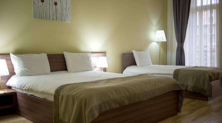 O. Galogre Hotel