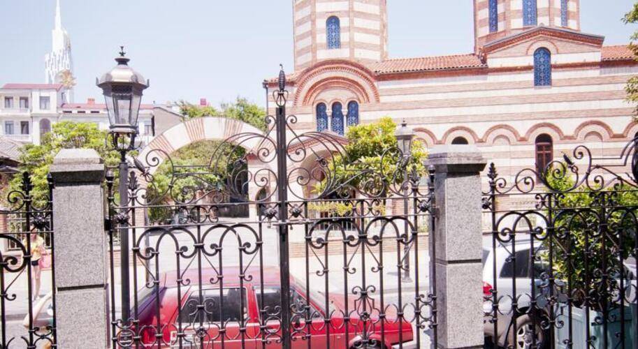 O. Galogre Hotel