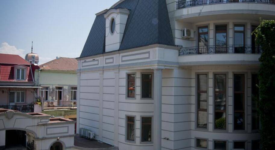 O. Galogre Hotel