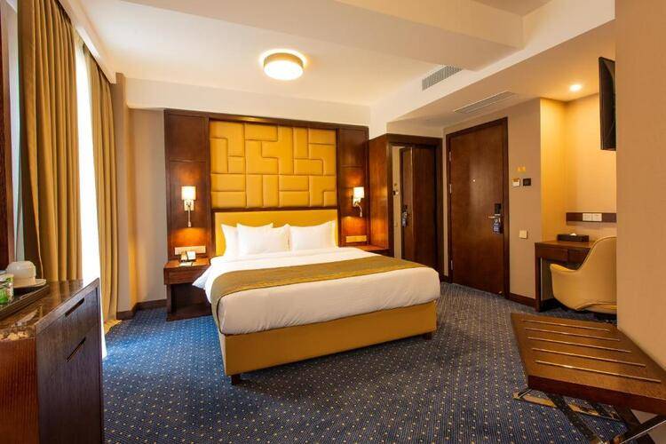 Kmm Hotel
