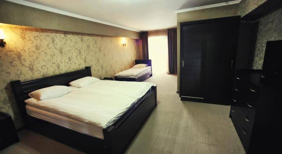Good Aura Hotel