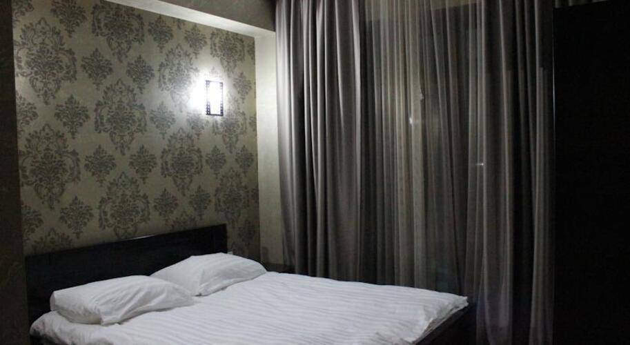Good Aura Hotel