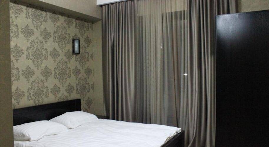 Good Aura Hotel