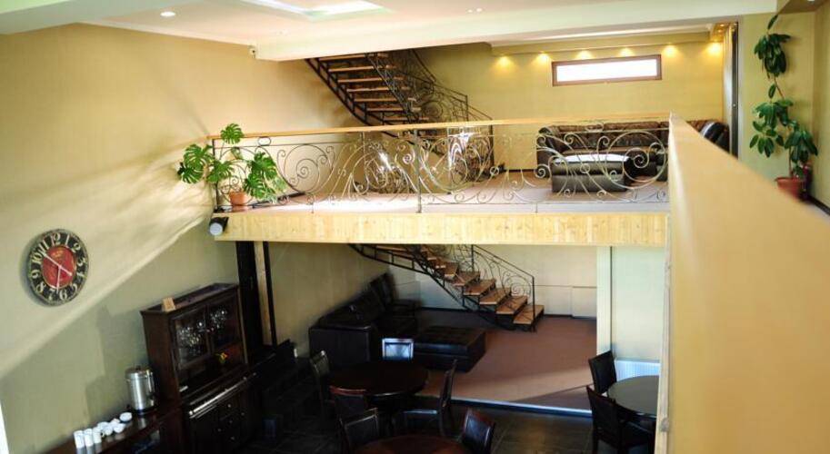 Good Aura Hotel