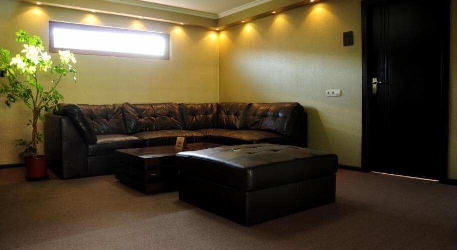 Good Aura Hotel