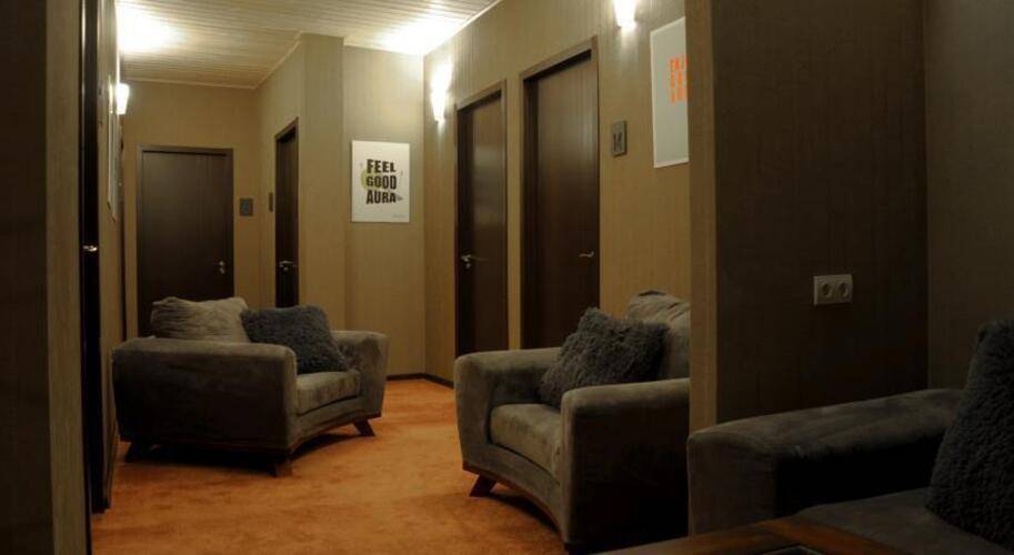 Good Aura Hotel