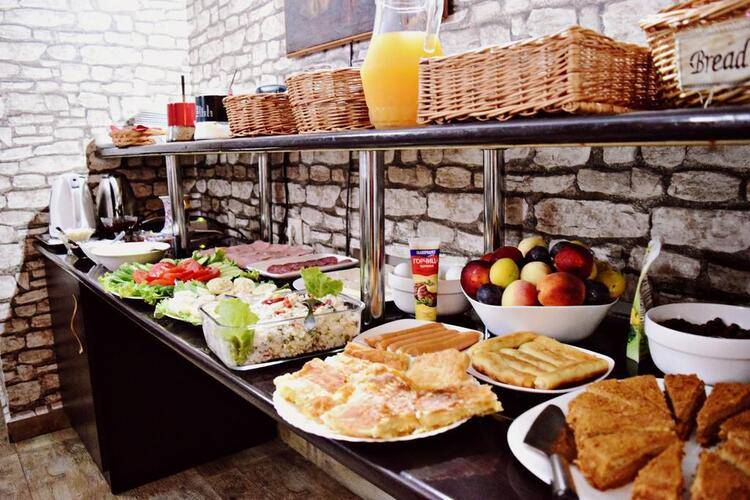 Darchi Palace Hotel