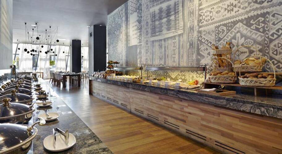 Holiday Inn Tbilisi Hotel