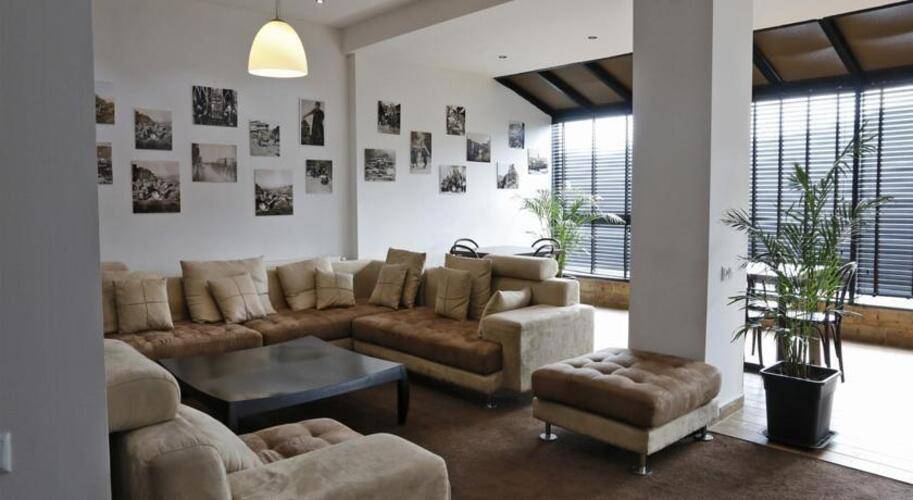 Club 2100 Hotel
