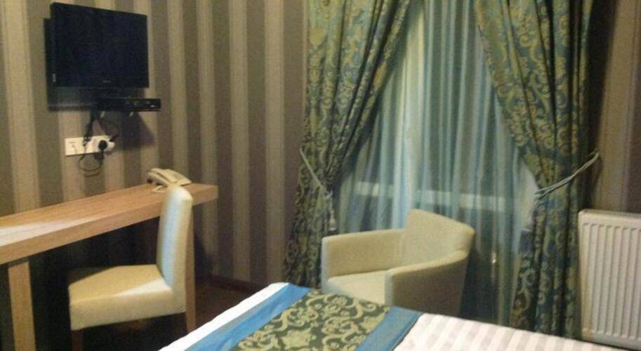 Edelweiss Hotel
