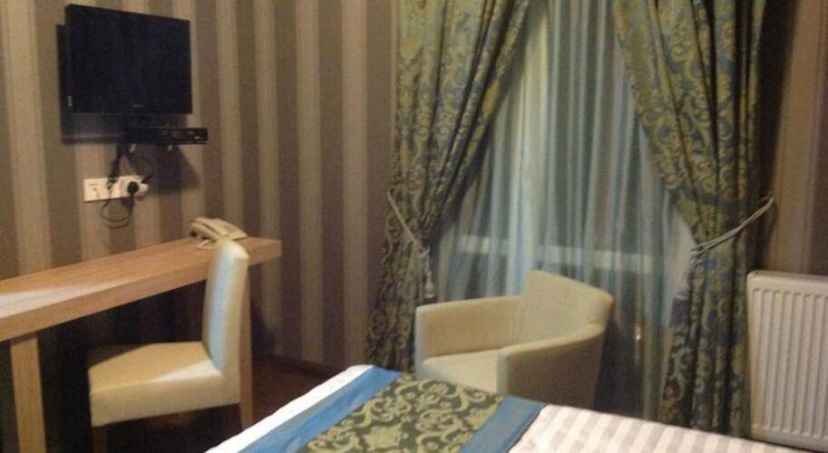 Edelweiss Hotel