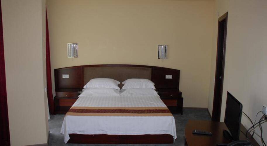 Aisi Hotel