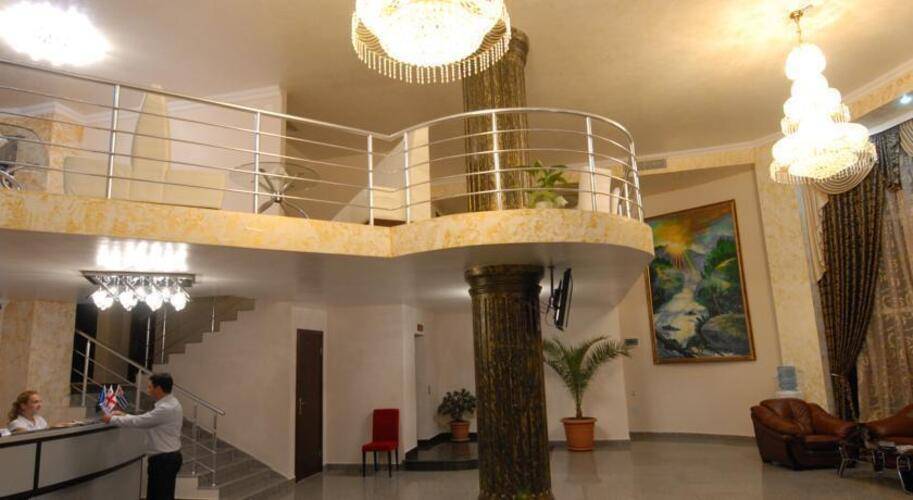 Aisi Hotel