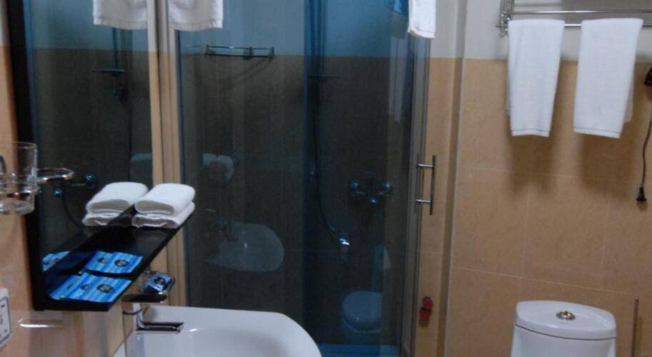 Aisi Hotel