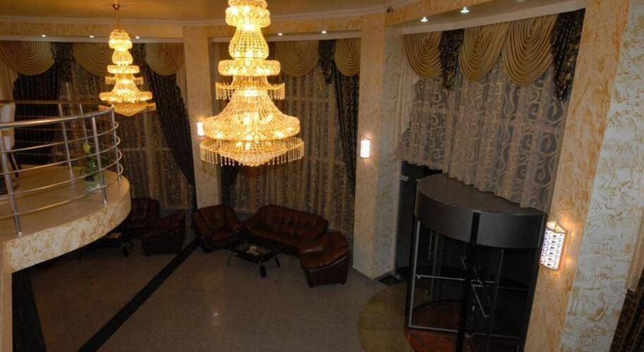 Aisi Hotel