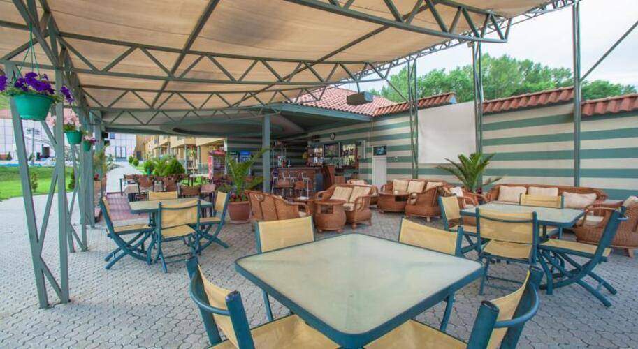 Best Western Bohemian Resort
