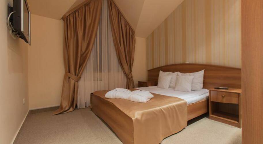 Best Western Bohemian Resort