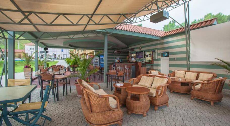 Best Western Bohemian Resort