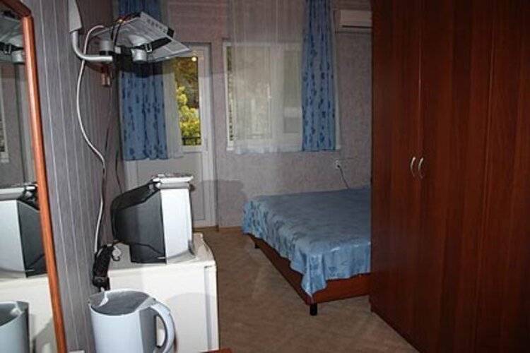 Отель Домик В Ущелье