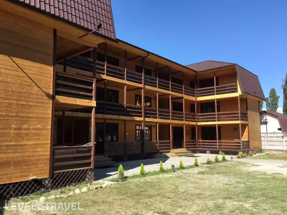 Duglas (Дуглас) Hotel (Ex.Коттеджи На Кипарисовой)