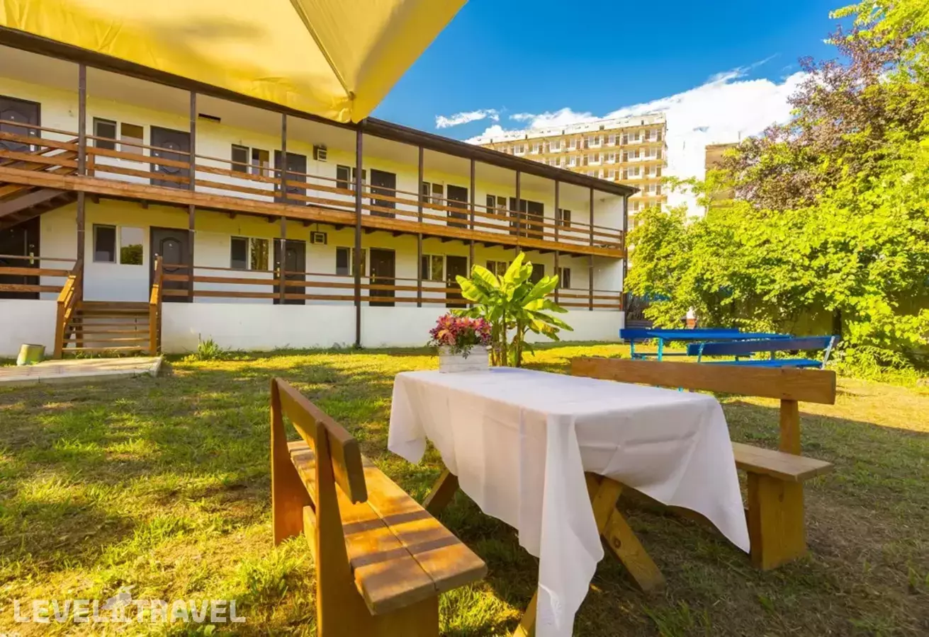 Арго Отель Гудаута