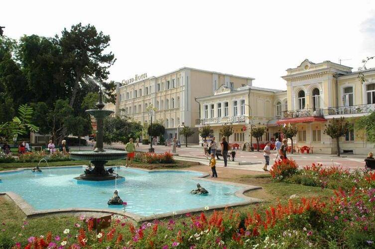 Гранд Отель