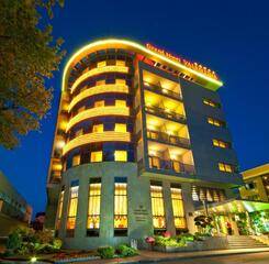 $item['hotel']['name']