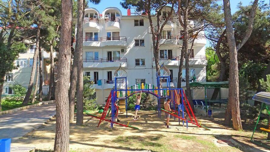 Пансионат Черноморский
