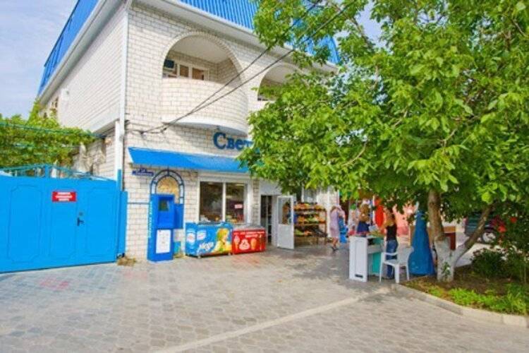 Отель Светлана