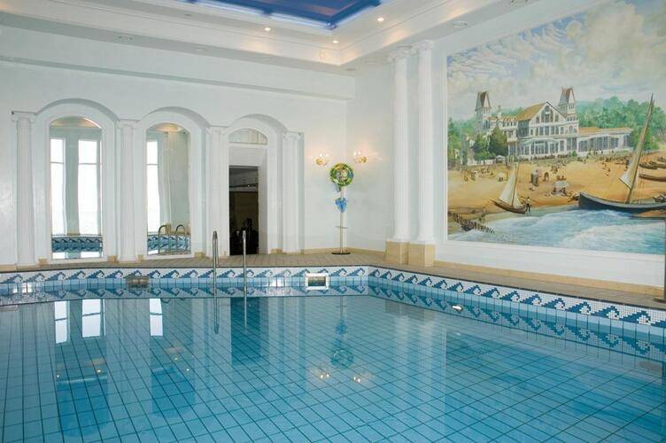 Grand Palace Hotel