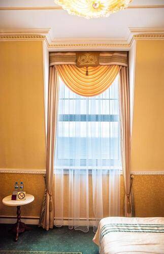 Grand Palace Hotel