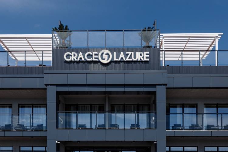 Grace Lazur (Грейс Лазурь)