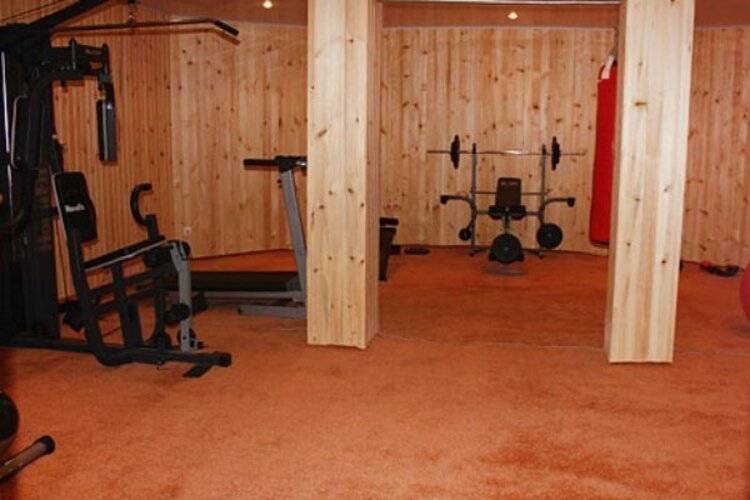 Нараяна (Бывш. Бегущая По Волнам)