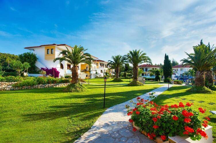 Bomo Chrousso Village