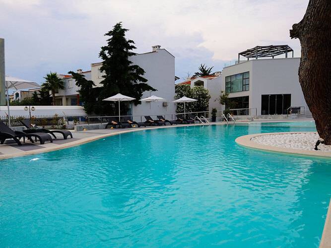Ostria Sea Side Hotel