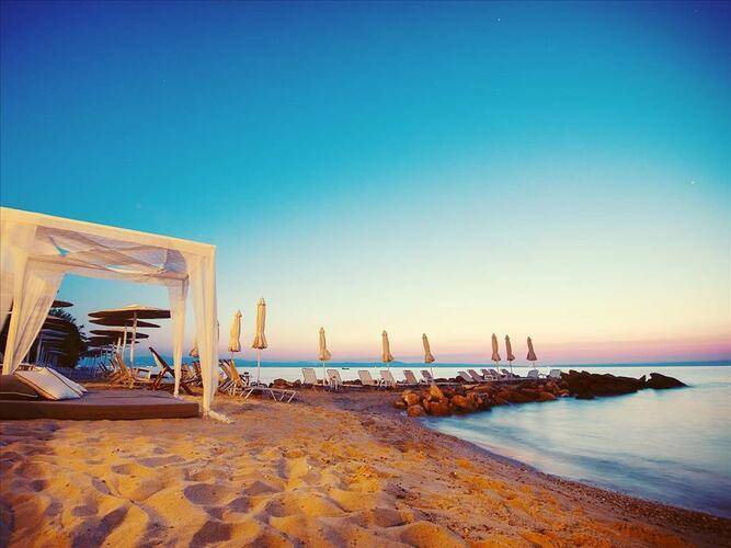 White Suites Resort (Adults Only 16+)