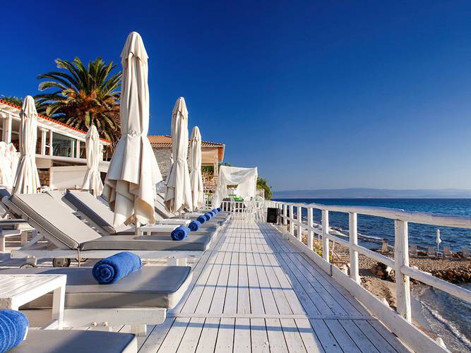 White Suites Resort (Adults Only 16+)
