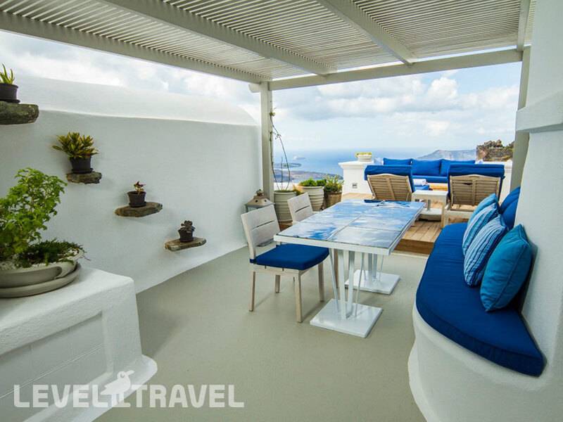 Фотография Iconic Santorini Hotel