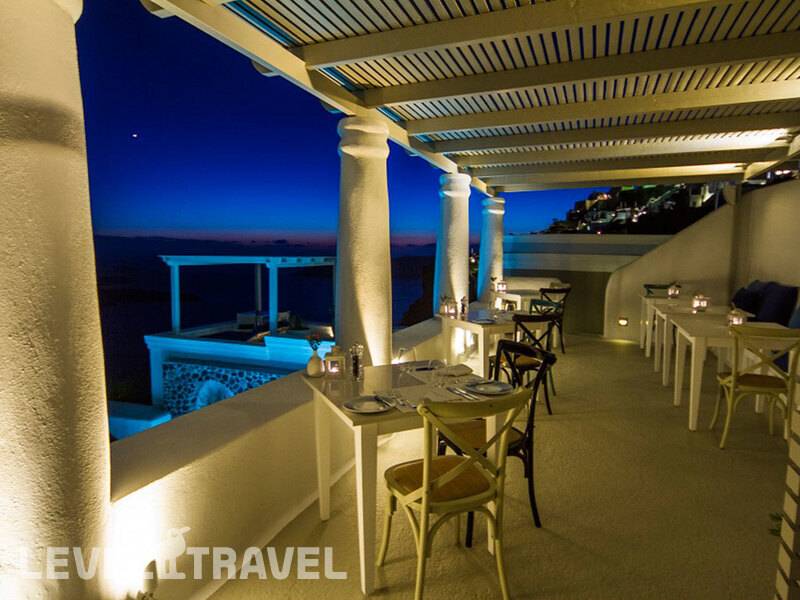 Фотография Iconic Santorini Hotel