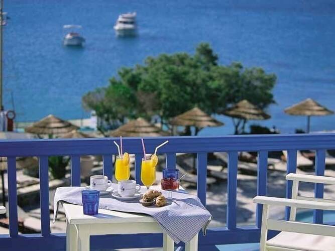 Petinos Hotel