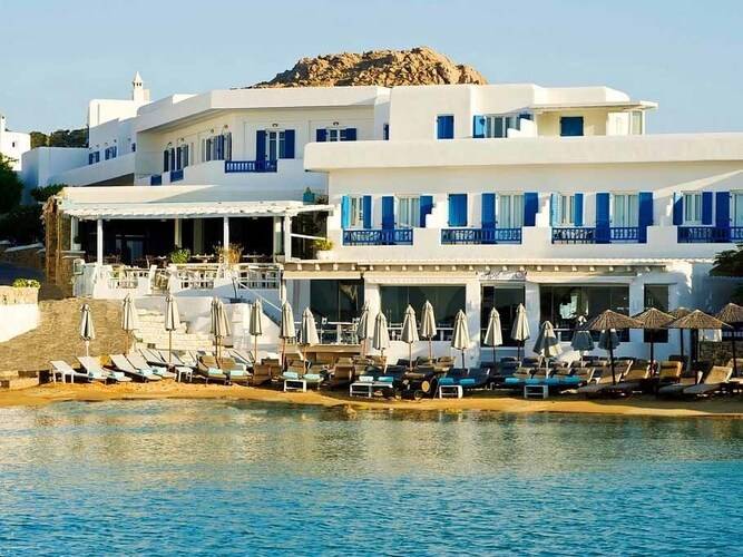 Petinos Hotel
